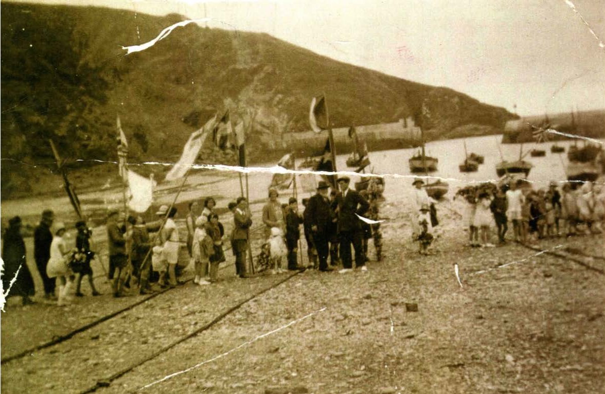 Band of Hope Parade on Port Isaac Beach, c1930s