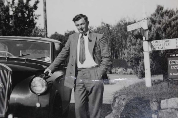 Bill Oliver with his Sunbeam Rapier, 1952