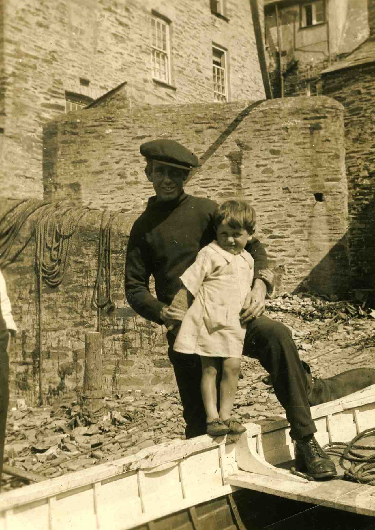 Frank Rowe with his son Jack in 1931
