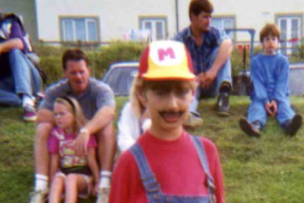 Mark Pattenden as Mario