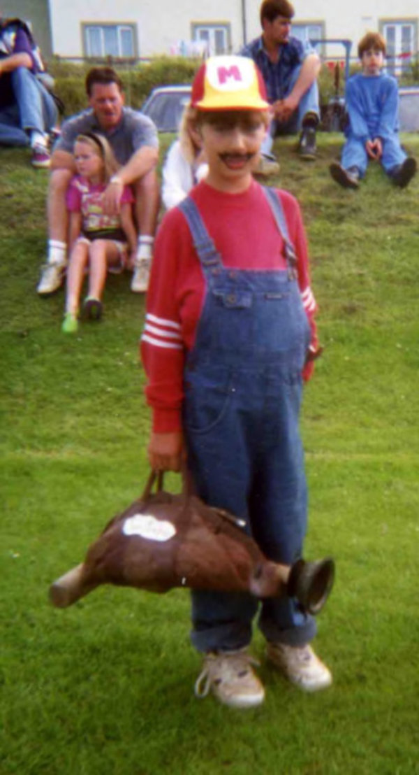 Mark Pattenden as Mario