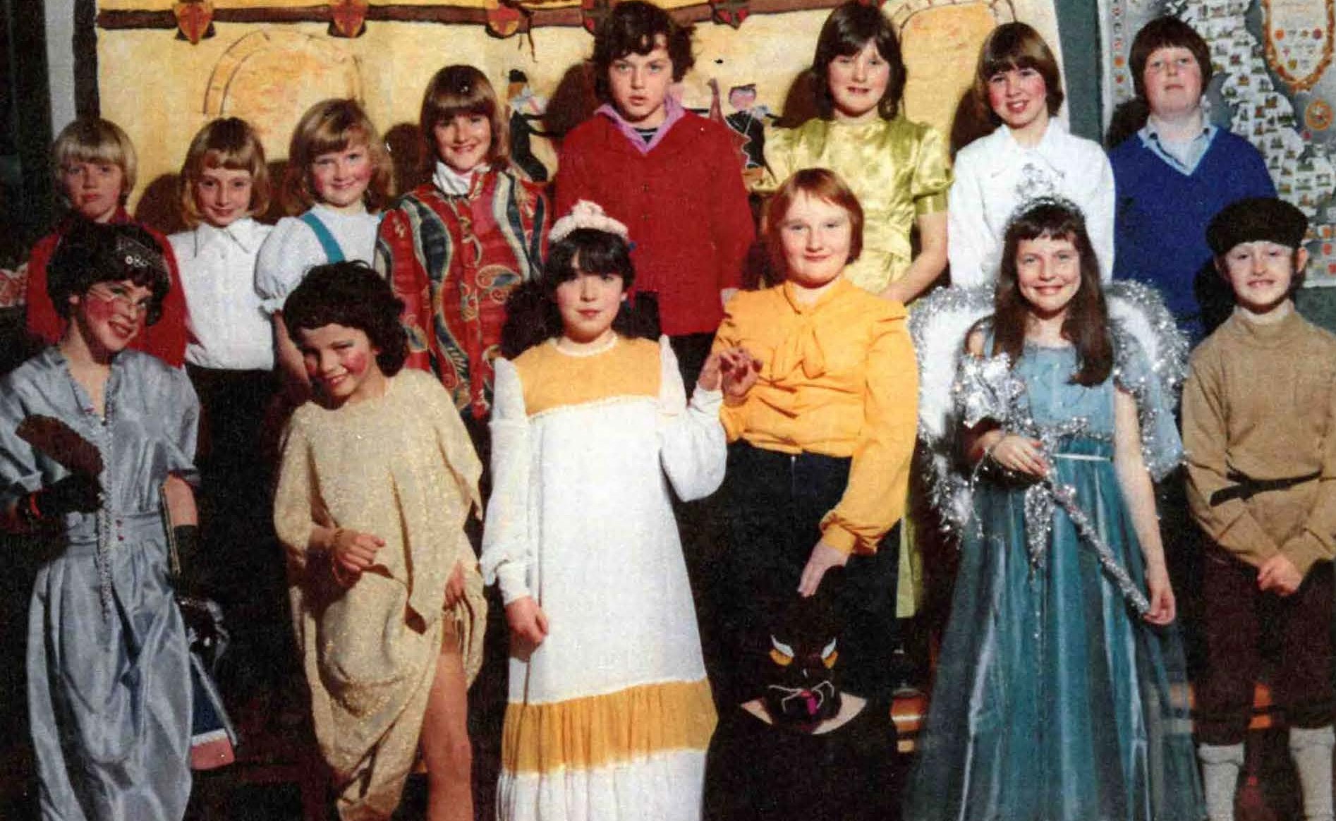 Port Isaac School Top Juniors Christmas Play - Cinderella - December 1977