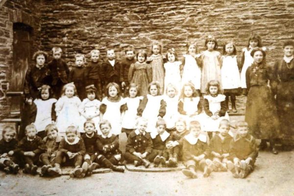 Port Isaac School date & names unknown