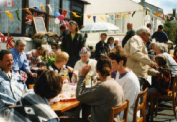 Street Party, 1995