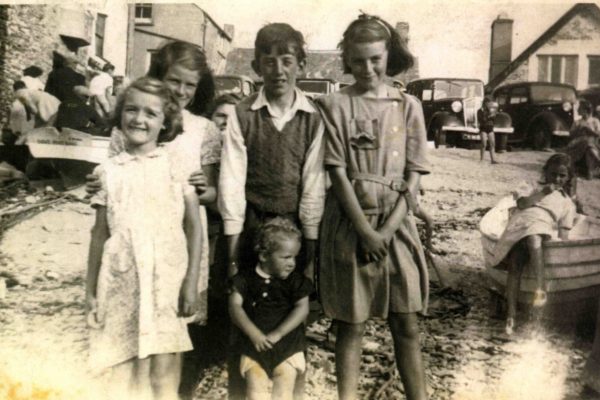 Walter & Daisy Glover's children