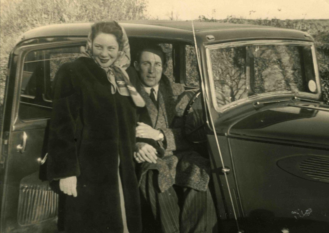 Yvonne & Leadville Cleave in their courting days