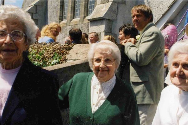 Joyce Collins, Bess Coates and Winnie Honey, 2003