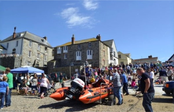 Lifeboat Larks - August 2013