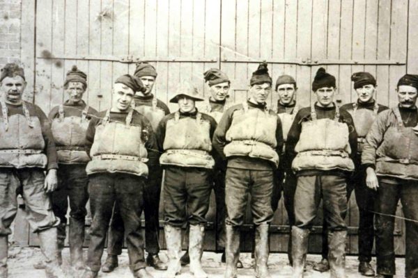 Port Isaac Lifeboat crew from days long gone