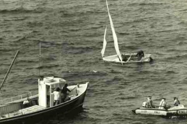 Port Isaac Lifeboat goes out to the MFV Hustler - 1976