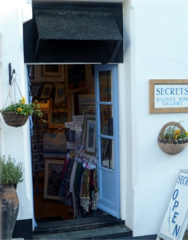 Secrets, Fore Street