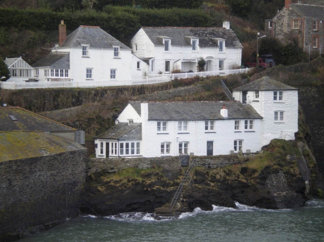 The White House Cottage and Halwyn House