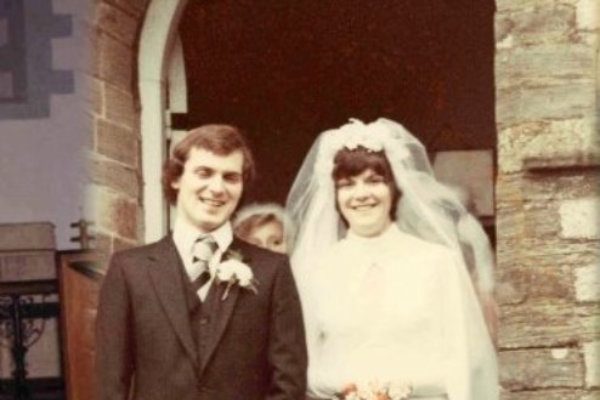 The marriage of Steve Dingle and Jackie Chadband